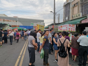 蚵仔寮攤販臨時集中場