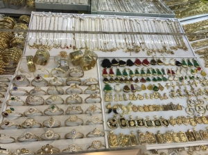 芳南飾品