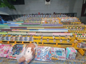 寓宏玩偶套圈圈